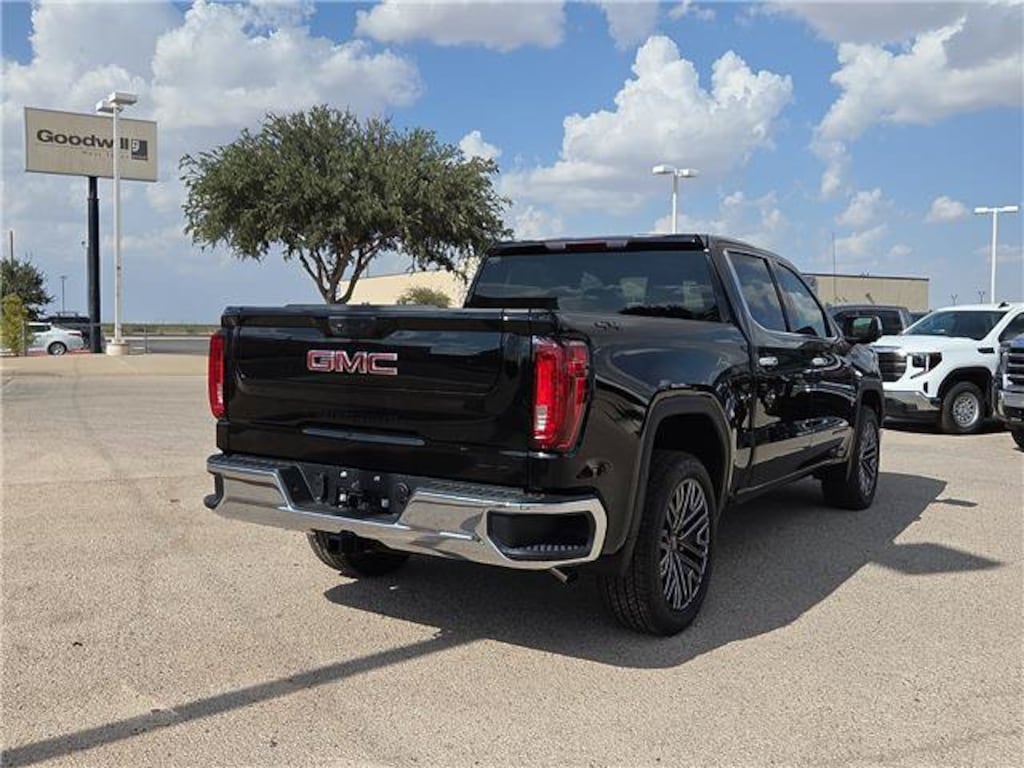 New 2026 GMC Sierra 1500 SLT Truck