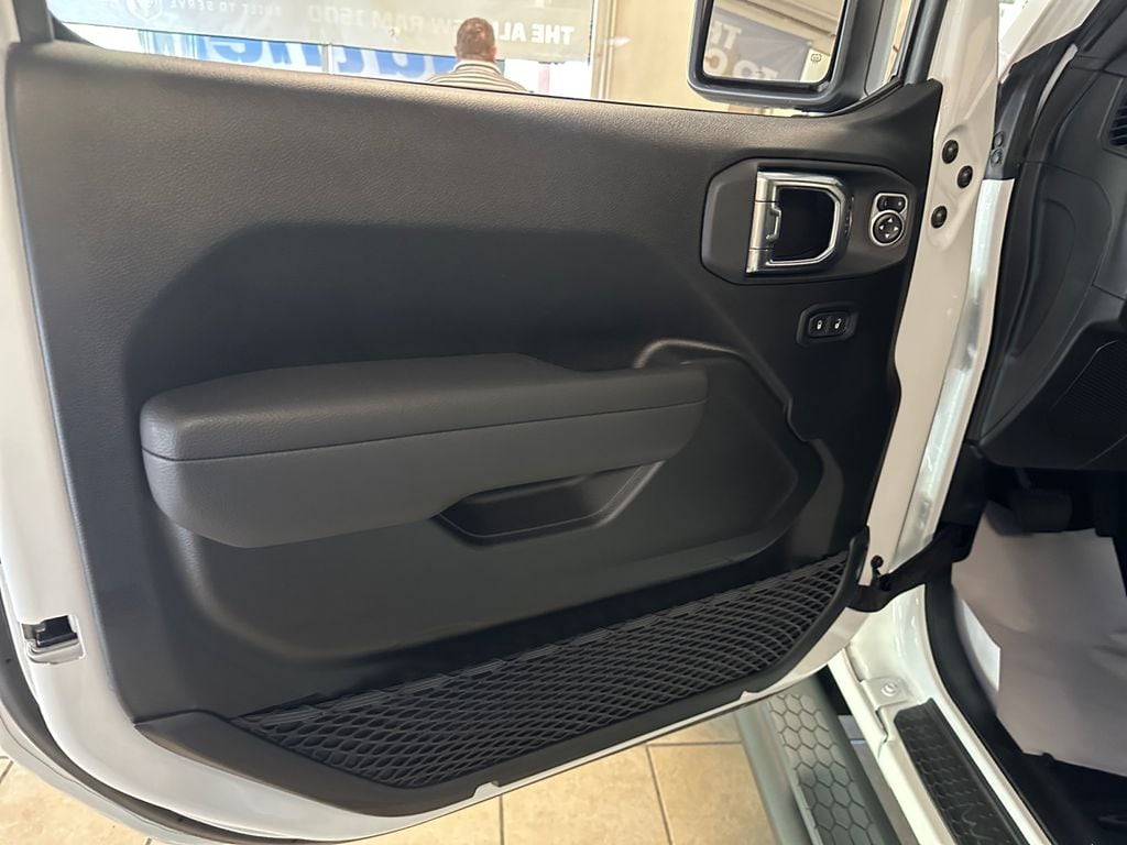 2026 Jeep Wrangler 2-Door Sport S - Photo 14