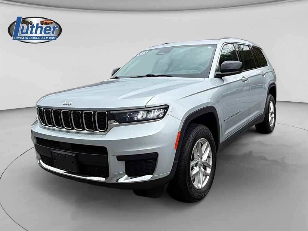 Used 2023 Jeep Grand Cherokee L Laredo SUV