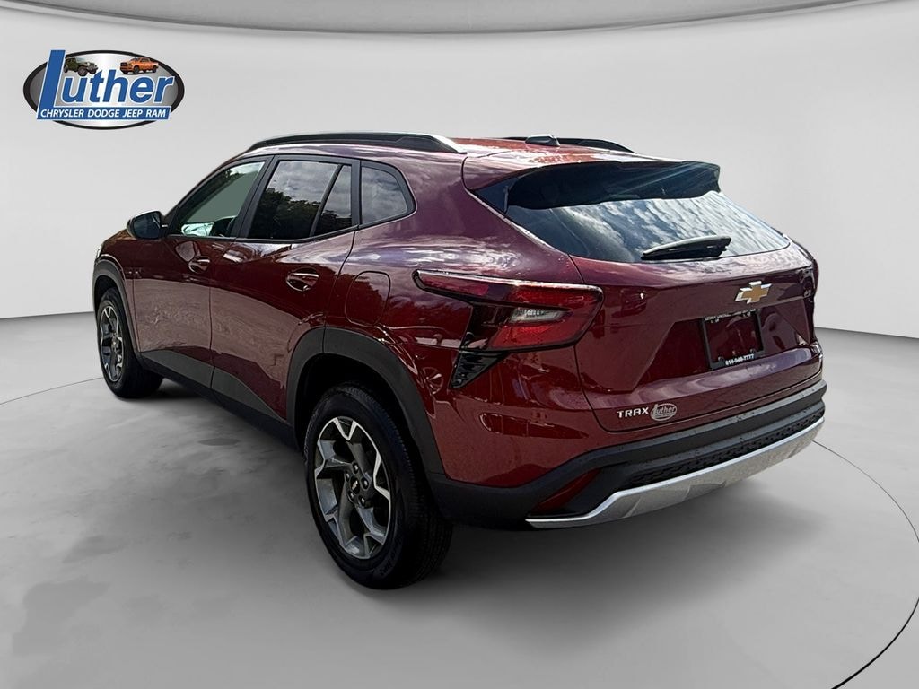 Used 2025 Chevrolet Trax