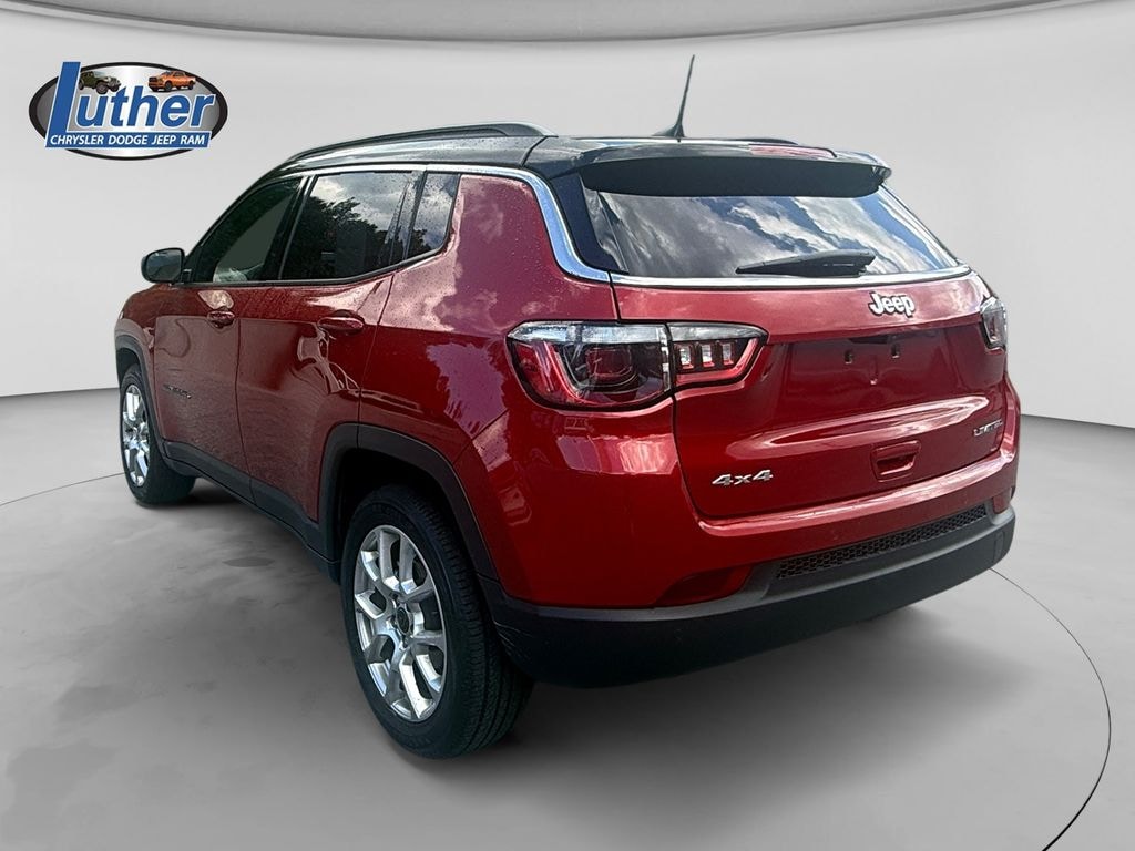 Used 2025 Jeep Compass Limited