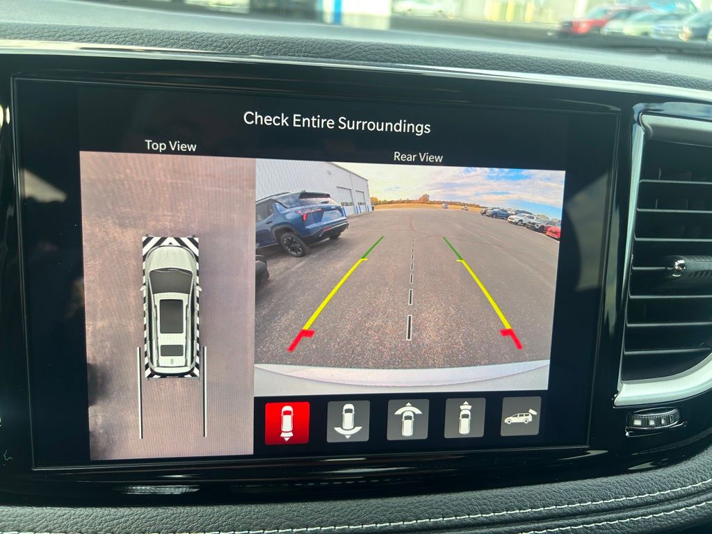 2026 Chrysler Pacifica Select - Photo 25