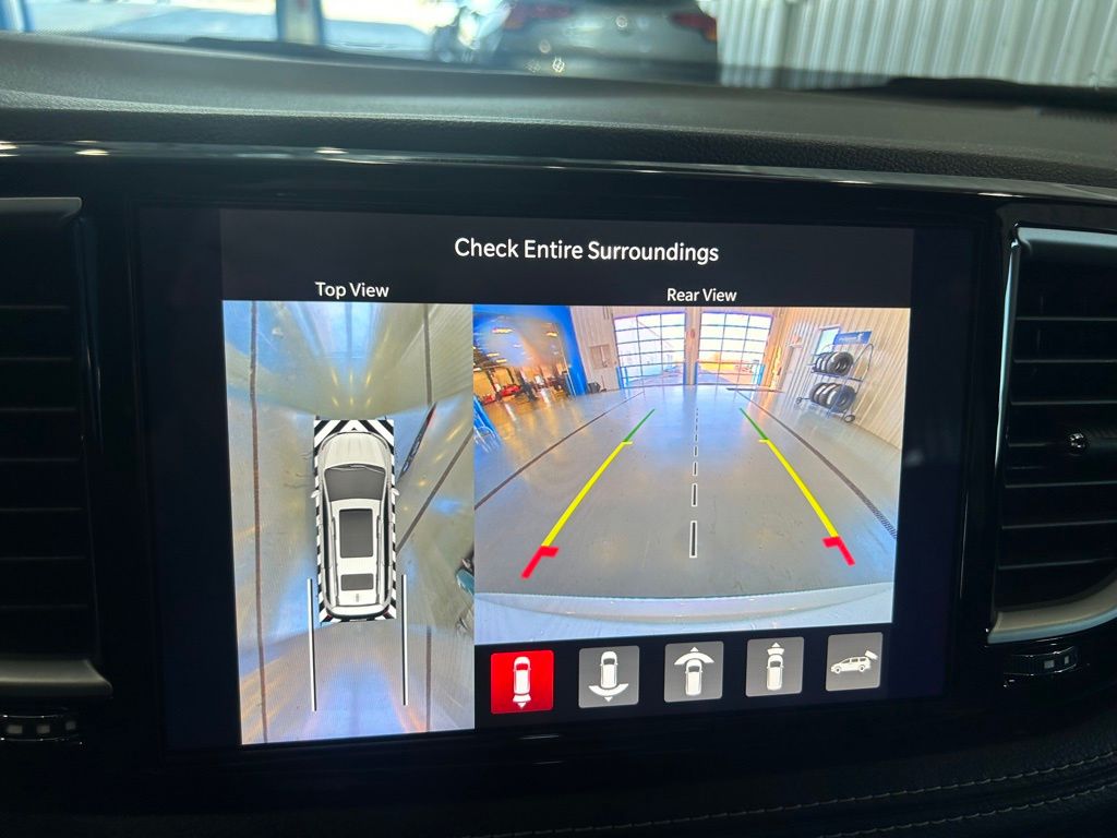 2026 Chrysler Pacifica Select - Photo 28