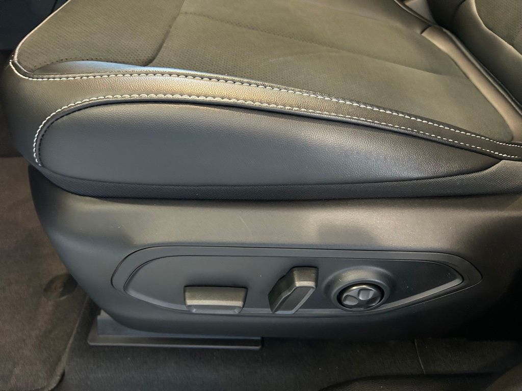 2025 Jeep Grand Cherokee Altitude - Photo 19