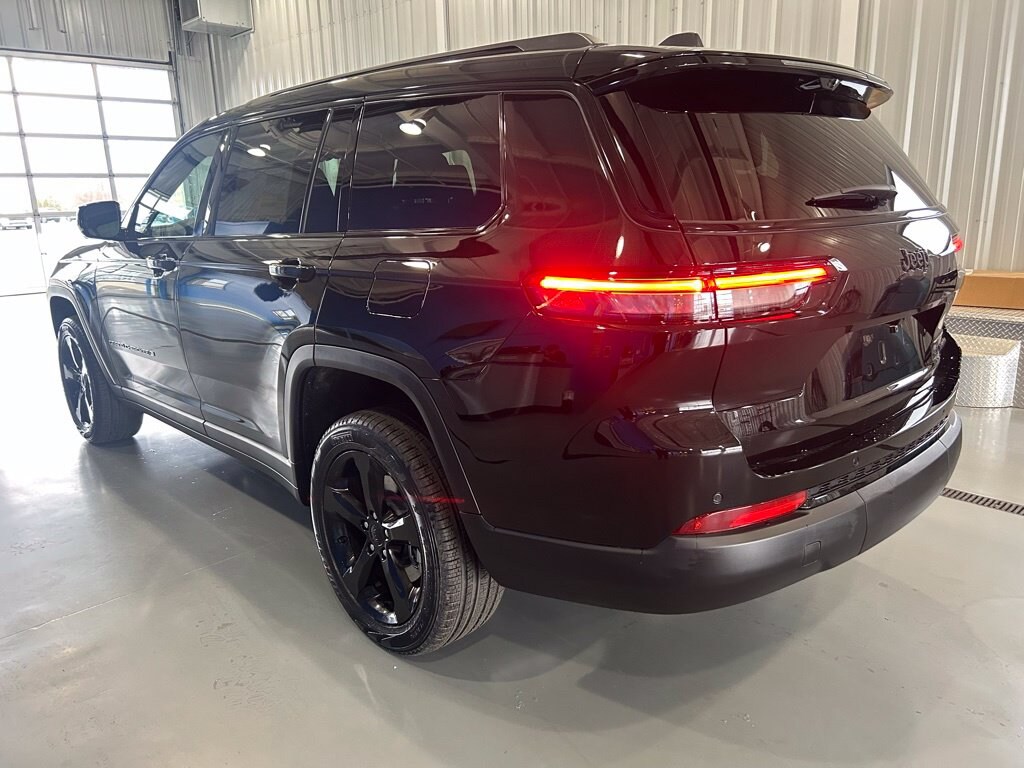 Used 2025 Jeep Grand Cherokee L Limited SUV