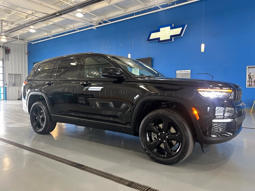 Used 2025 Jeep Grand Cherokee L Limited SUV