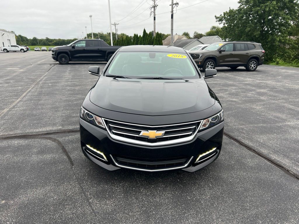 Used 2018 Chevrolet Impala 1LT with VIN 2G1105S30J9116310 for sale in Bluffton, IN
