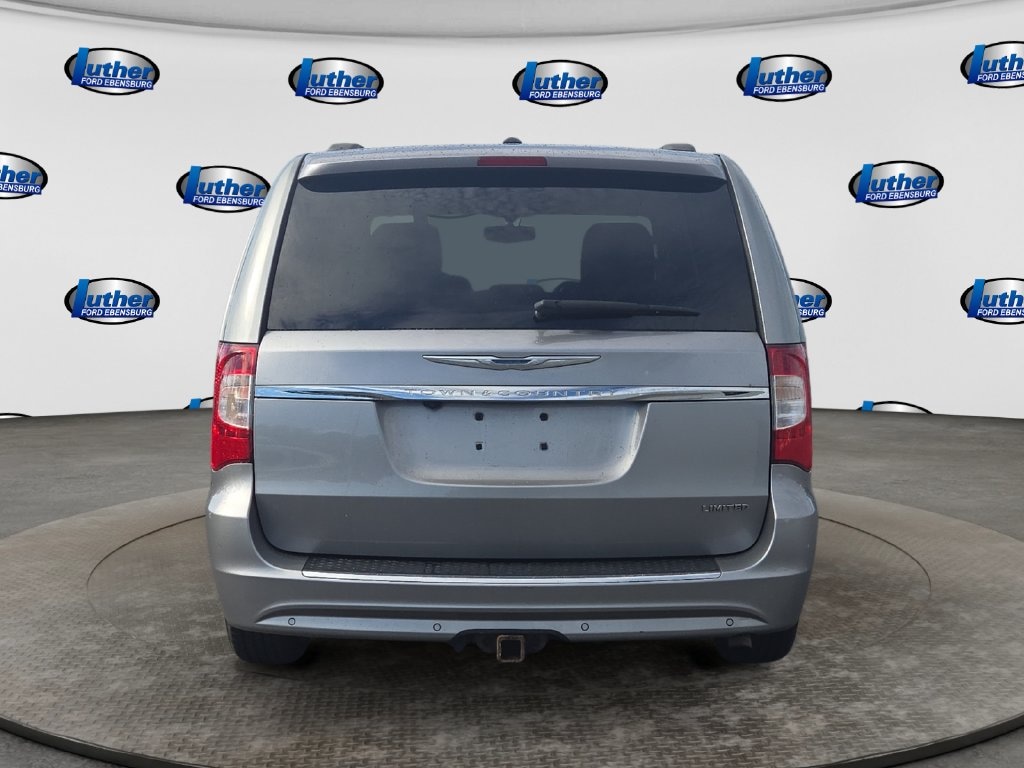 Used 2016 Chrysler Town & Country Limited Van LWB Passenger Van