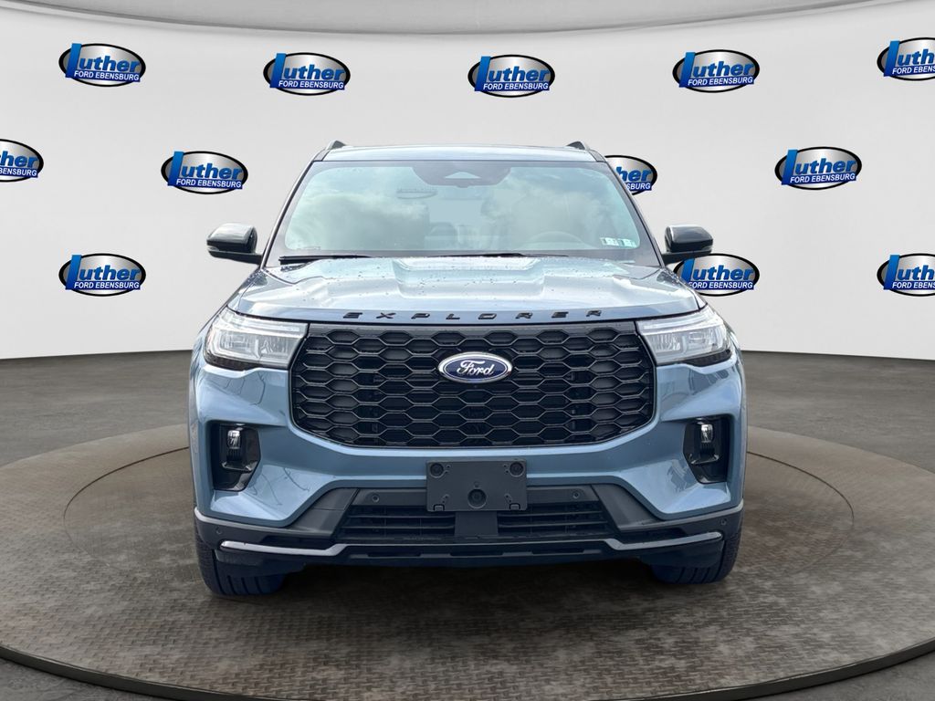 2026 Ford Explorer ST-Line - Photo 8