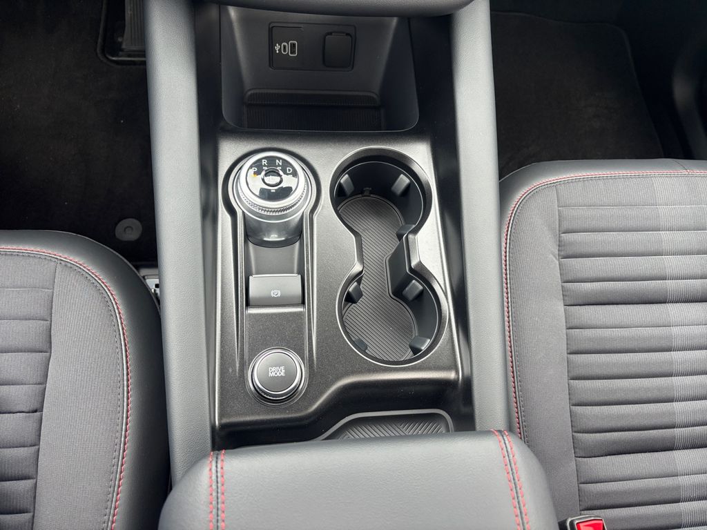 2026 Ford Explorer ST-Line - Photo 28