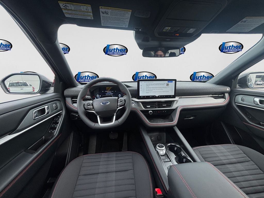 2026 Ford Explorer ST-Line - Photo 12