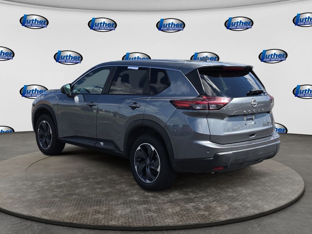 Used 2024 Nissan Rogue SV SUV