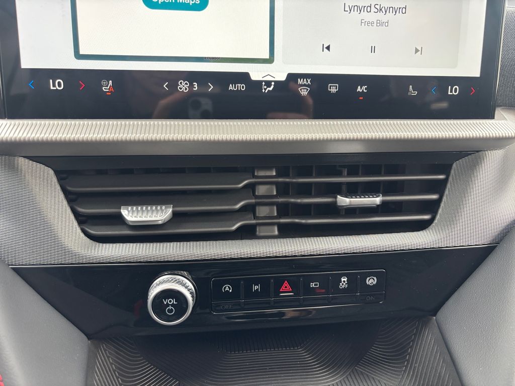 2026 Ford Explorer ST-Line - Photo 26