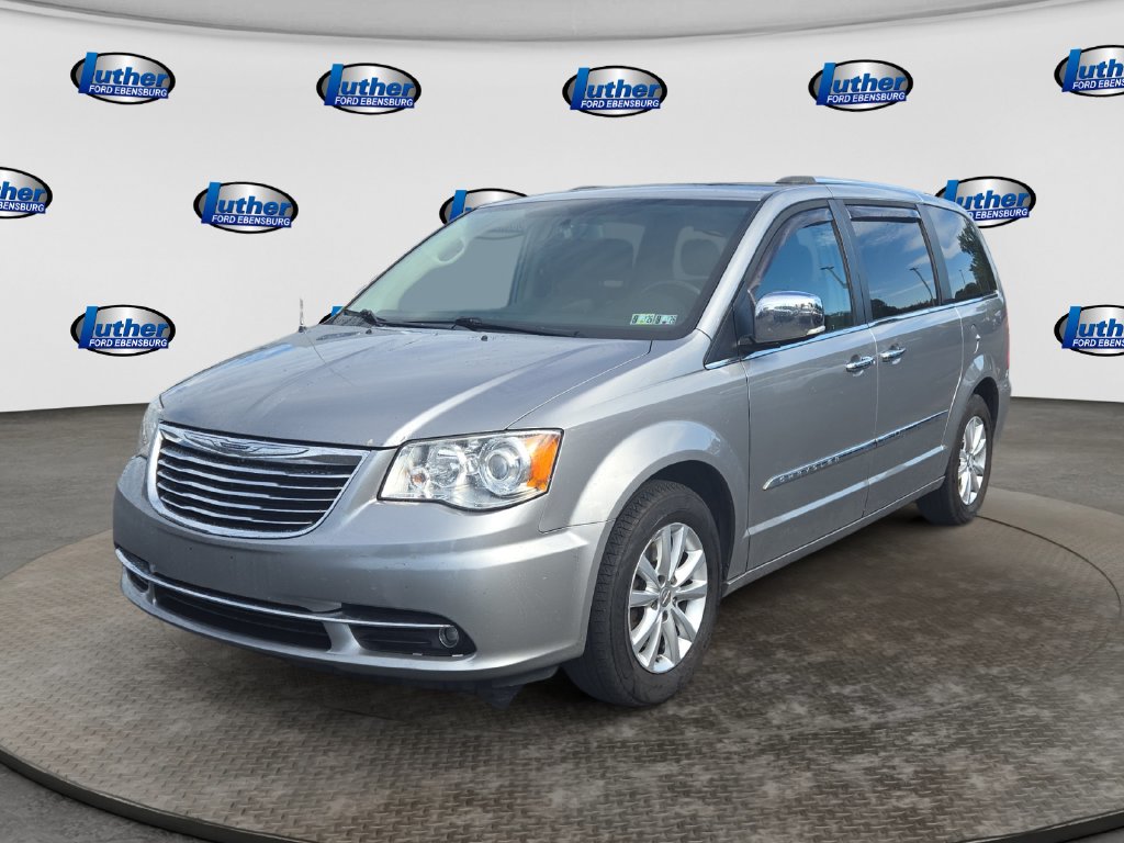 2016 Chrysler Town & Country