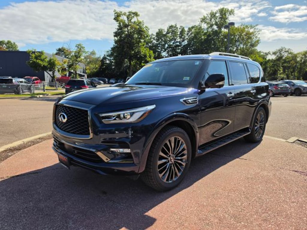 Used 2021 INFINITI QX80 Premium Select SUV