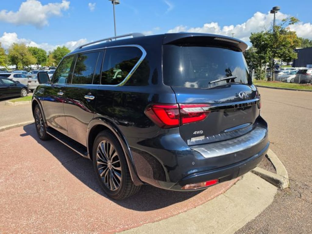 Used 2021 INFINITI QX80 Premium Select SUV