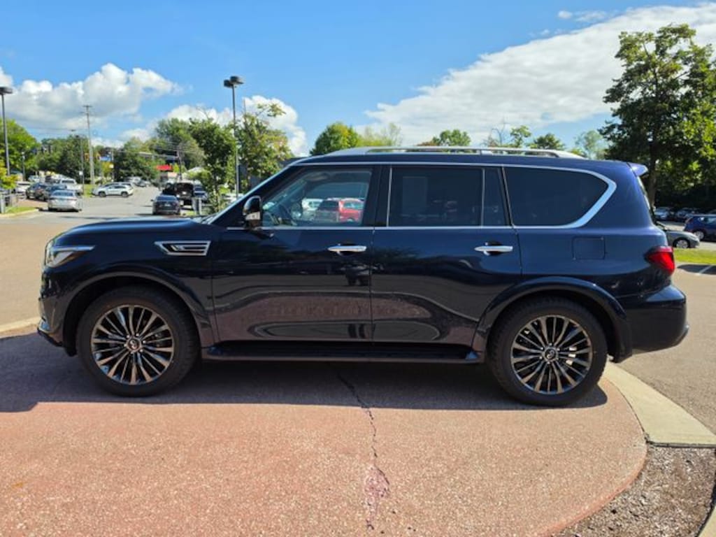Used 2021 INFINITI QX80 Premium Select SUV