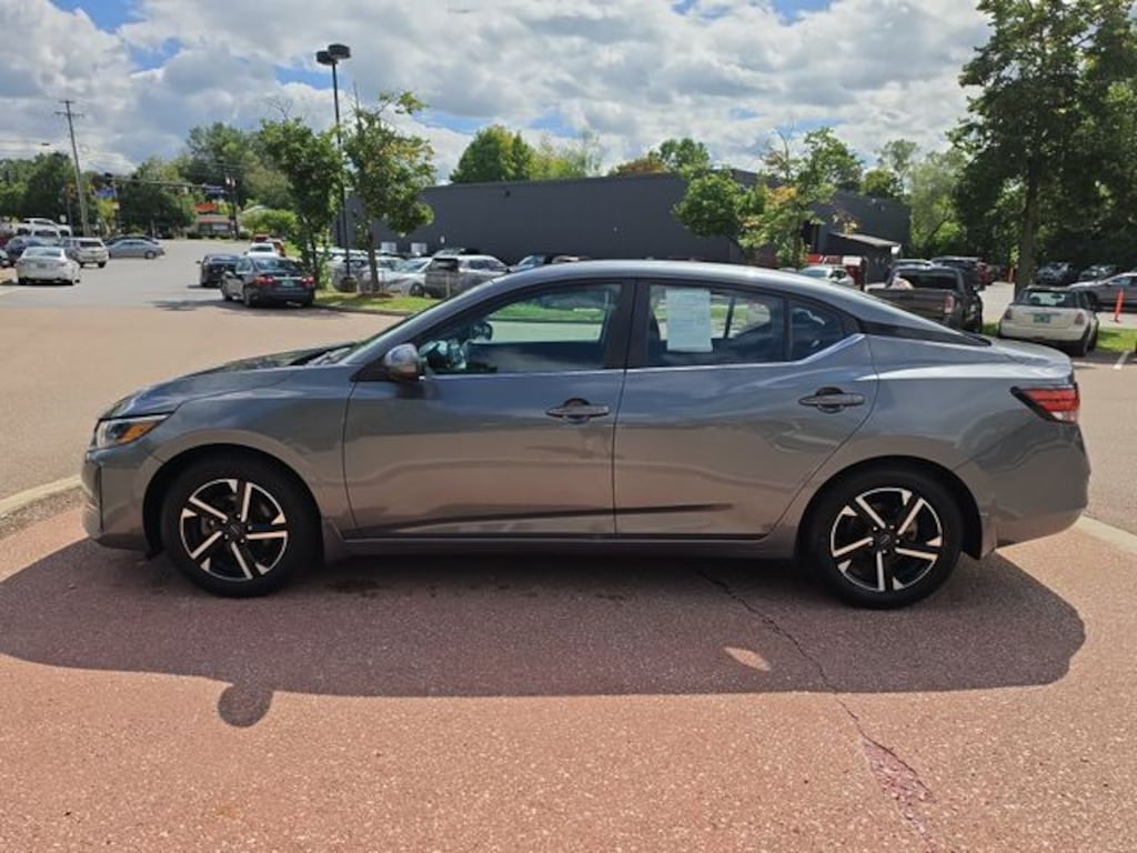 Used 2024 Nissan Sentra SV Sedan