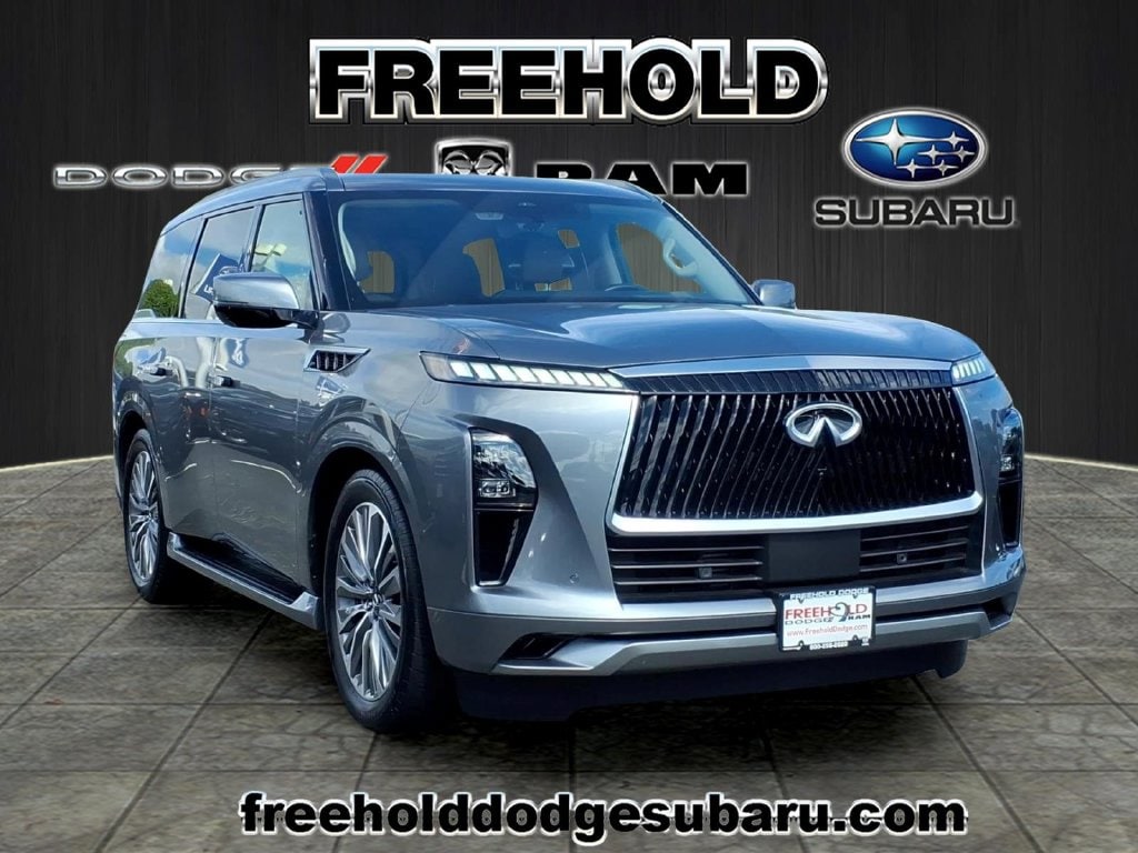 2025 INFINITI QX80 Sensory 4WD