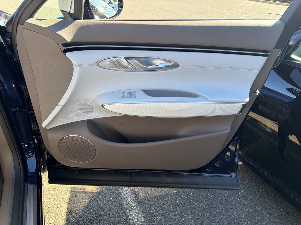 2026 GENESIS GV70 Advanced - Photo 10