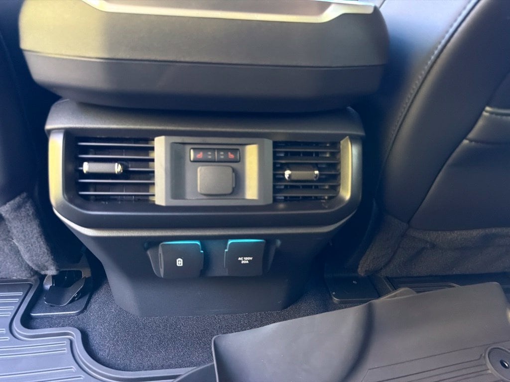 2026 Ford F-150 Raptor - Photo 21