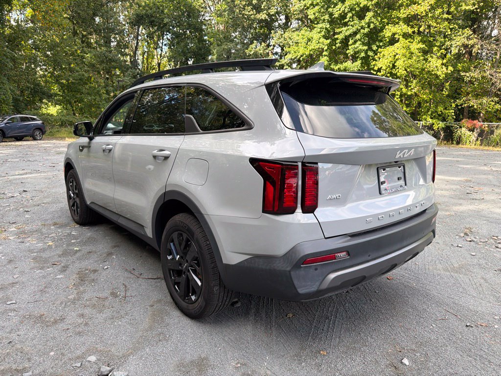 2022 Kia Sorento X-Line S - Photo 4