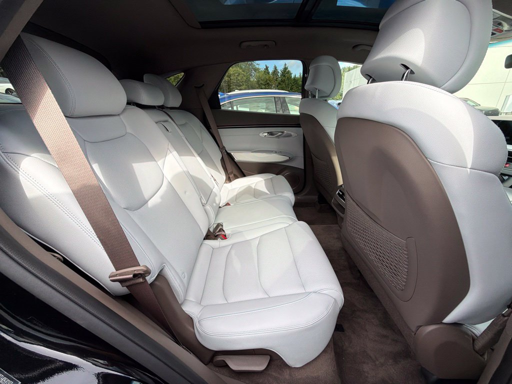 2026 GENESIS GV70 Advanced - Photo 11