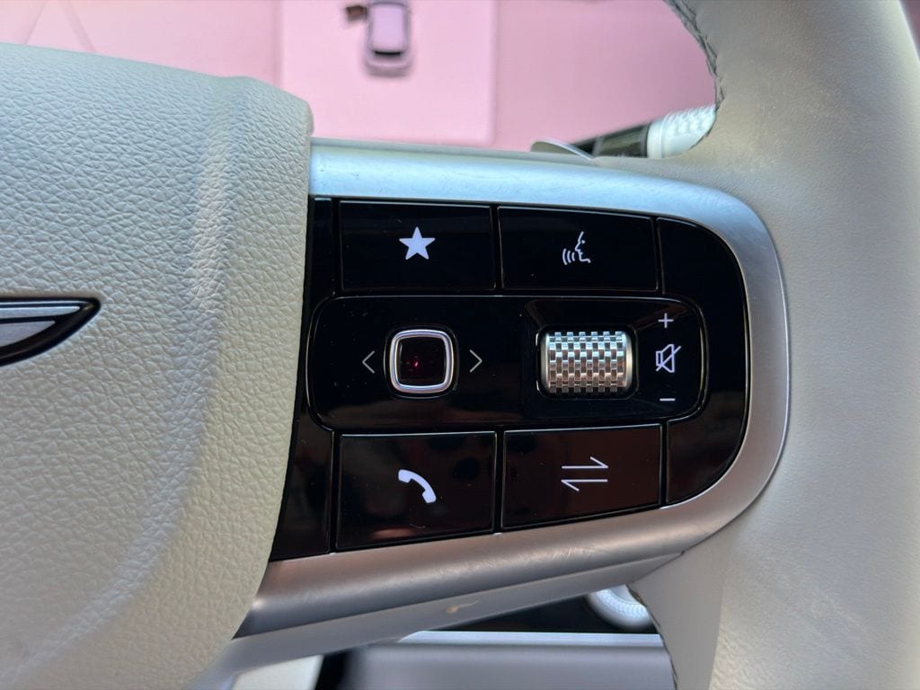 2026 GENESIS GV70 Advanced - Photo 25