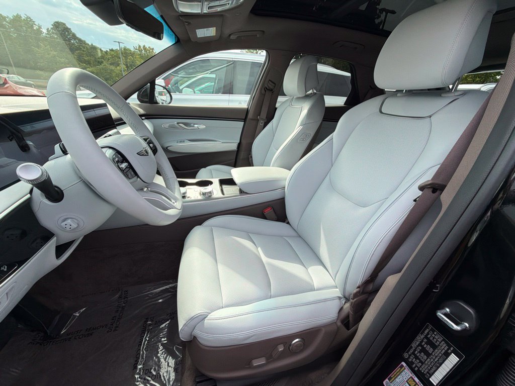 2026 GENESIS GV70 Advanced - Photo 17