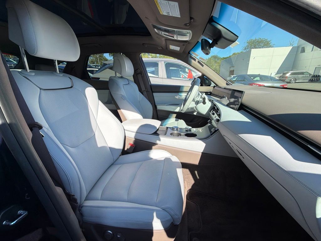 2026 GENESIS GV70 Advanced - Photo 9