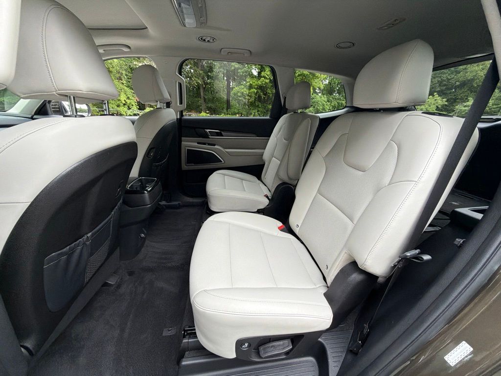 2022 Kia Telluride S - Photo 15