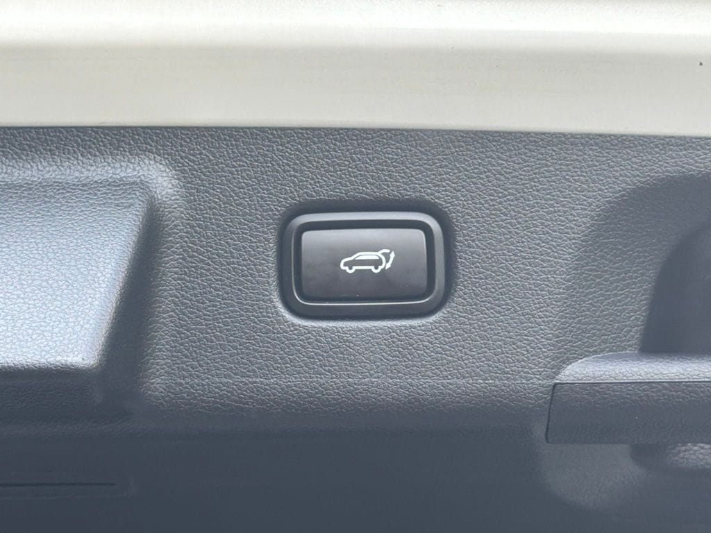 2025 Hyundai Palisade SEL Premium - Photo 14