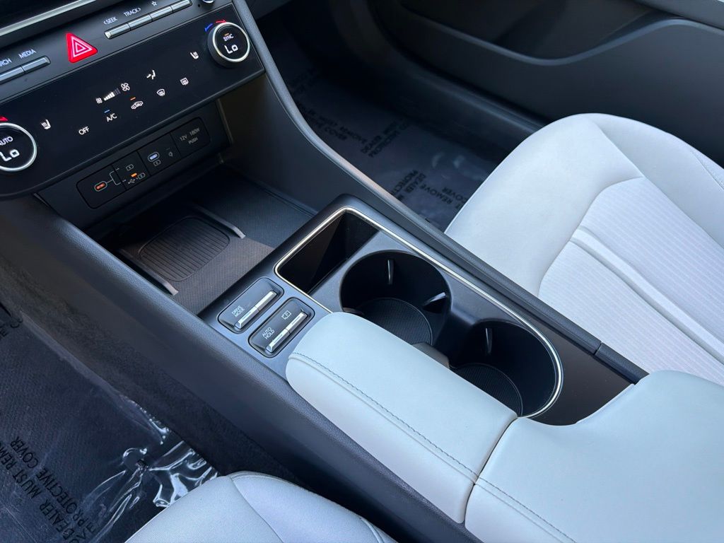 2026 Hyundai Sonata SEL - Photo 27