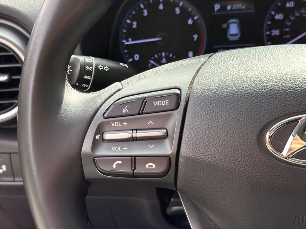 2020 Hyundai Kona SEL - Photo 20