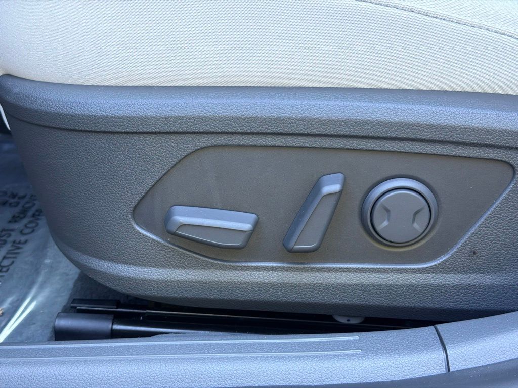 2026 Hyundai Sonata SEL - Photo 18