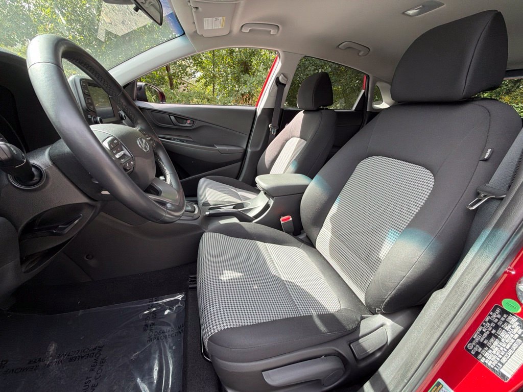 2020 Hyundai Kona SEL - Photo 16