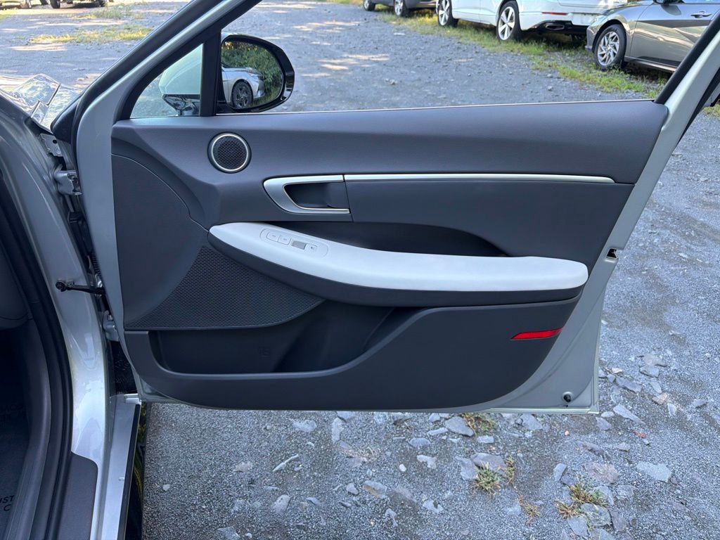 2026 Hyundai Sonata SEL - Photo 10