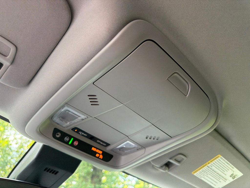 2024 Chevrolet Equinox LT - Photo 30