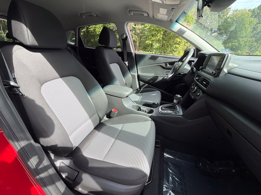 2020 Hyundai Kona SEL - Photo 9
