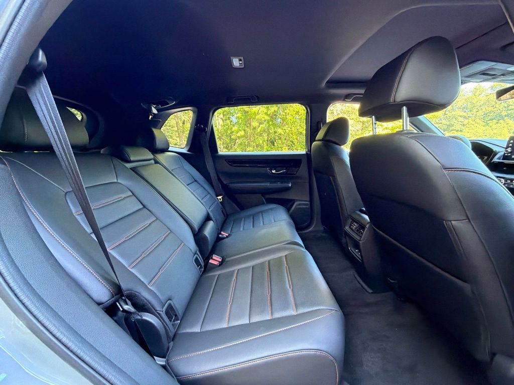 2025 Honda CR-V Sport Touring - Photo 11