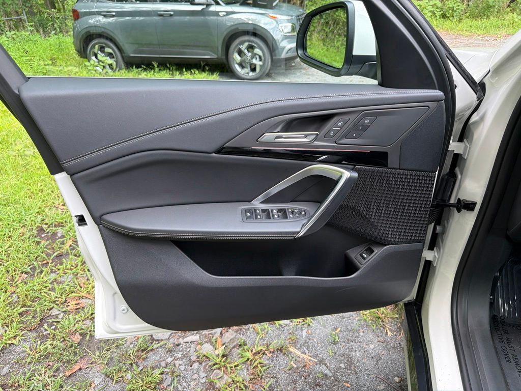 2026 BMW X1 28i - Photo 16