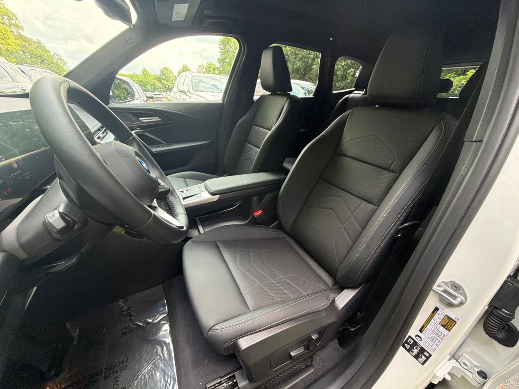 2026 BMW X1 28i - Photo 15