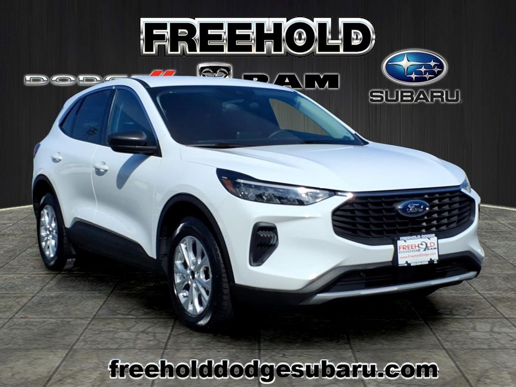 2023 Ford Escape
