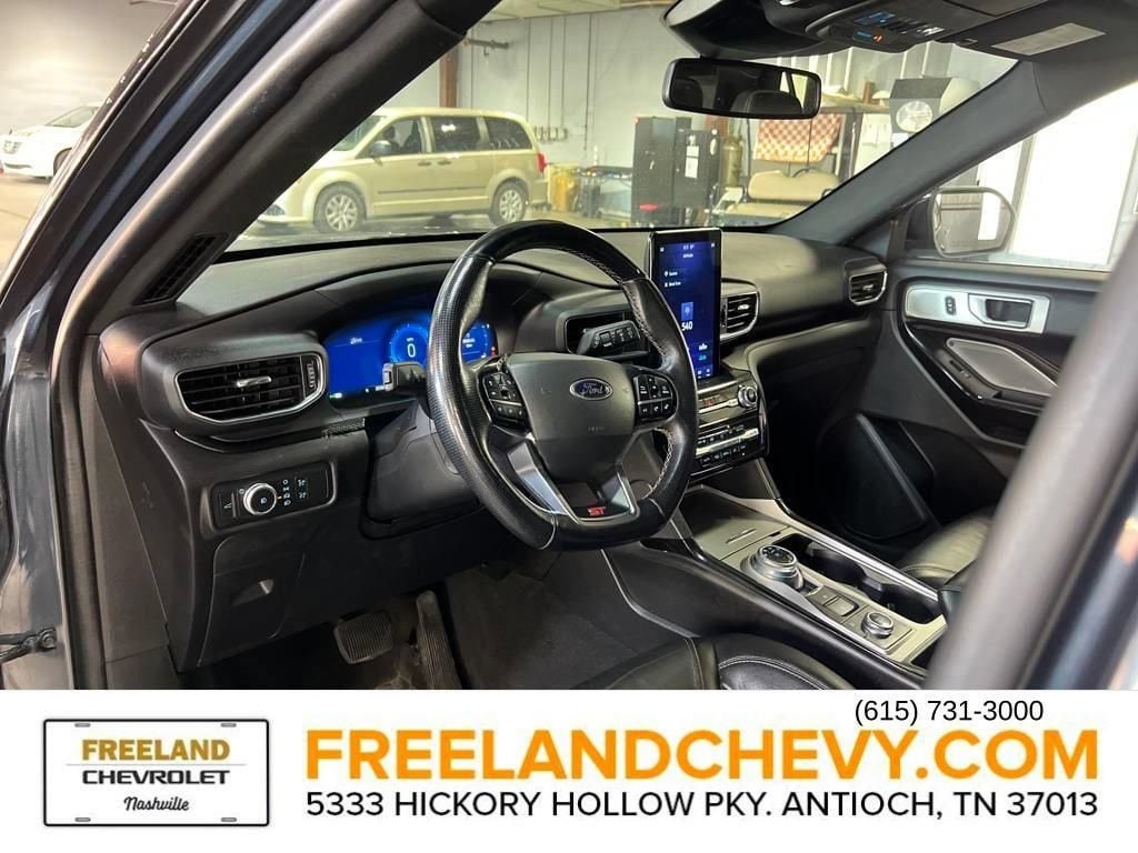 2022 Ford Explorer ST - Photo 21