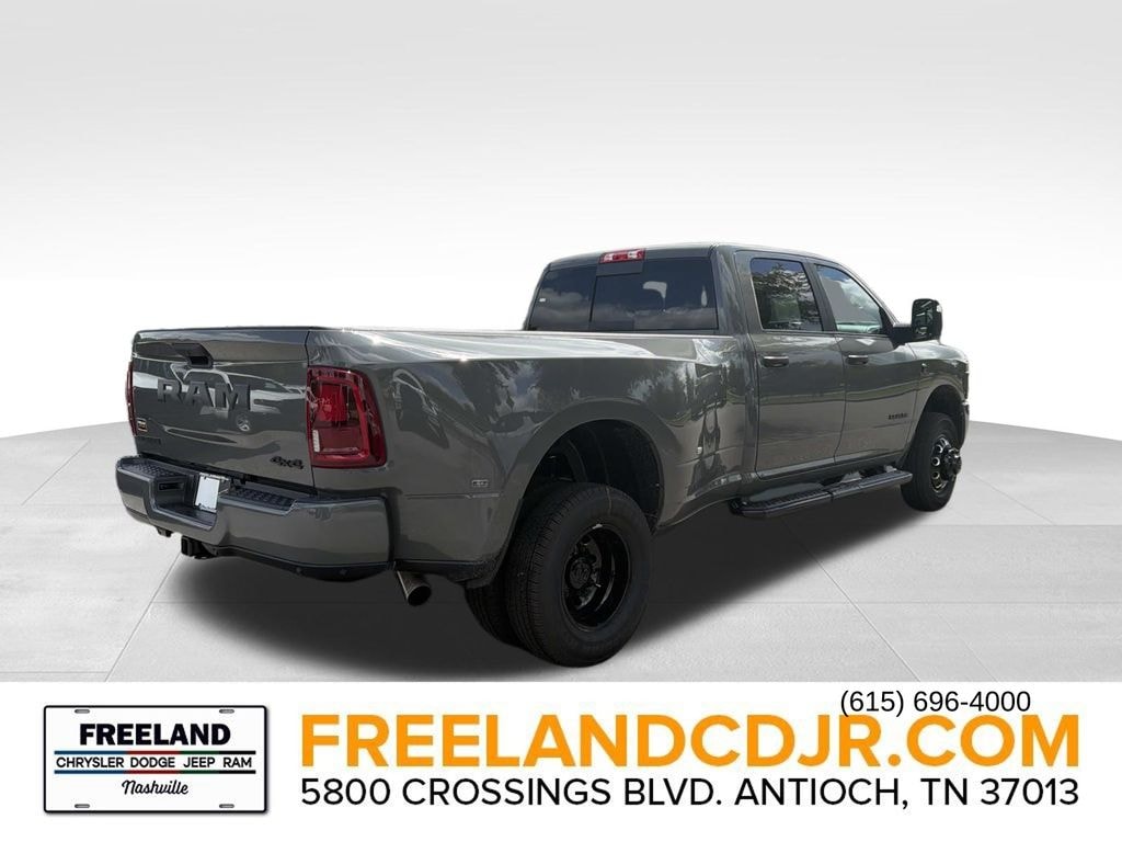 New 2026 Ram 3500 BIG HORN CREW CAB 4X4 8' BOX Pickup