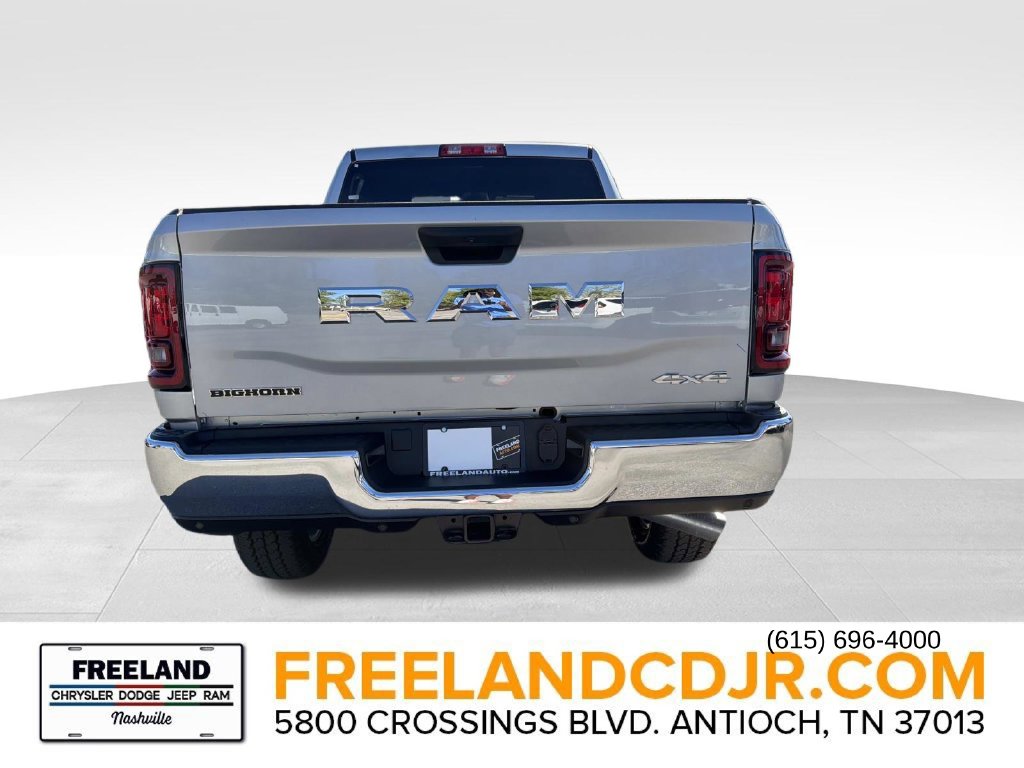 New 2027 Ram 2500 BIG HORN CREW CAB 4X4 6'4 BOX Pickup