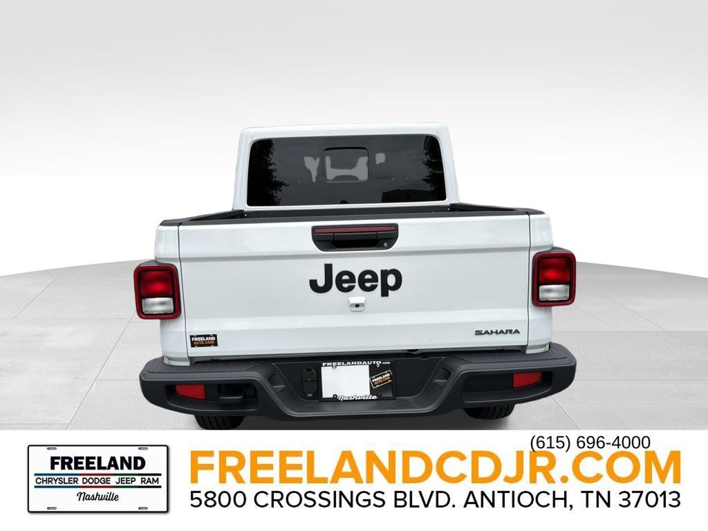 New 2026 Jeep Gladiator SAHARA 4X4 Pickup