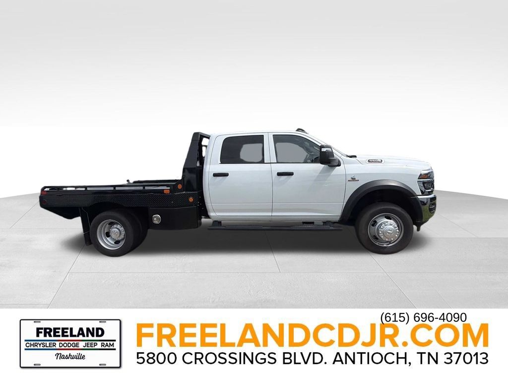 New 2026 Ram 5500 Chassis Cab TRADESMAN CREW 4X4 60' CA Pickup