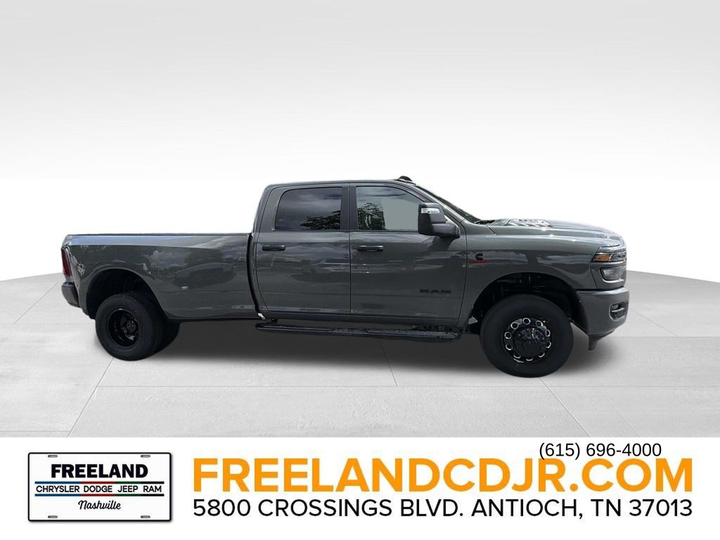 New 2026 Ram 3500 BIG HORN CREW CAB 4X4 8' BOX Pickup