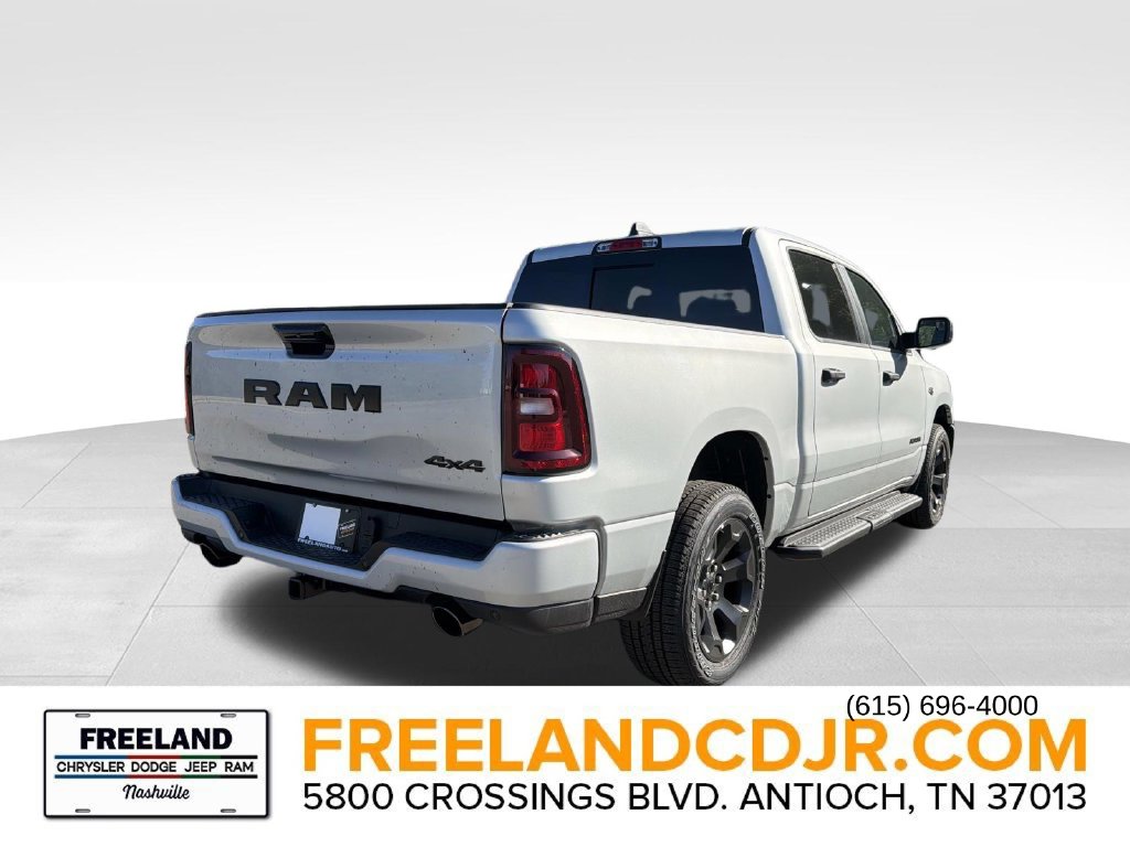 New 2027 Ram 1500 EXPRESS CREW CAB 4X4 5'7 BOX Pickup